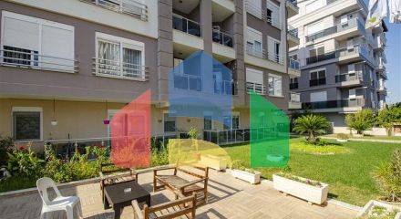 Квартира 3 + 1 з меблями в комплексі в хурмі Коньяалти Анталья