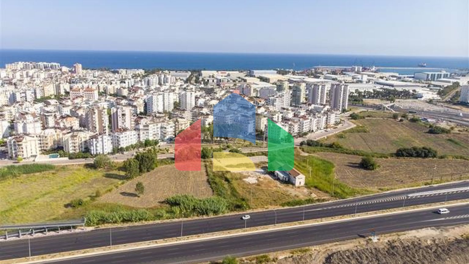 Квартира 3 + 1 з меблями в комплексі в хурмі Коньяалти Анталья