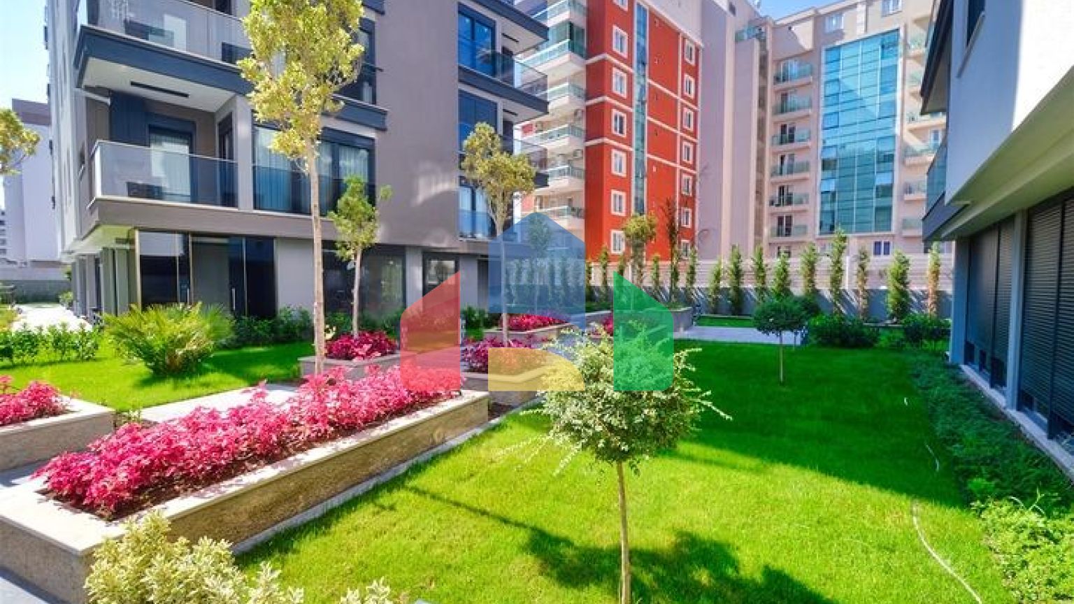 Квартири планування 2 + 1 в районі Унджали - Анталія