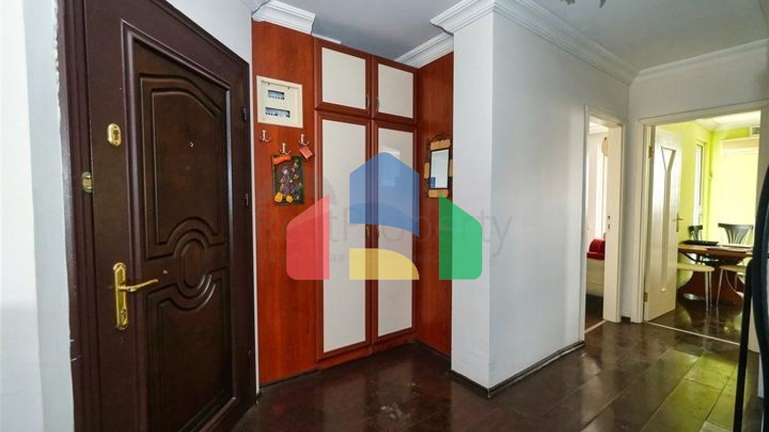 Простора квартира планування 4 + 1 в мікрорайоні Лиман - Анталія