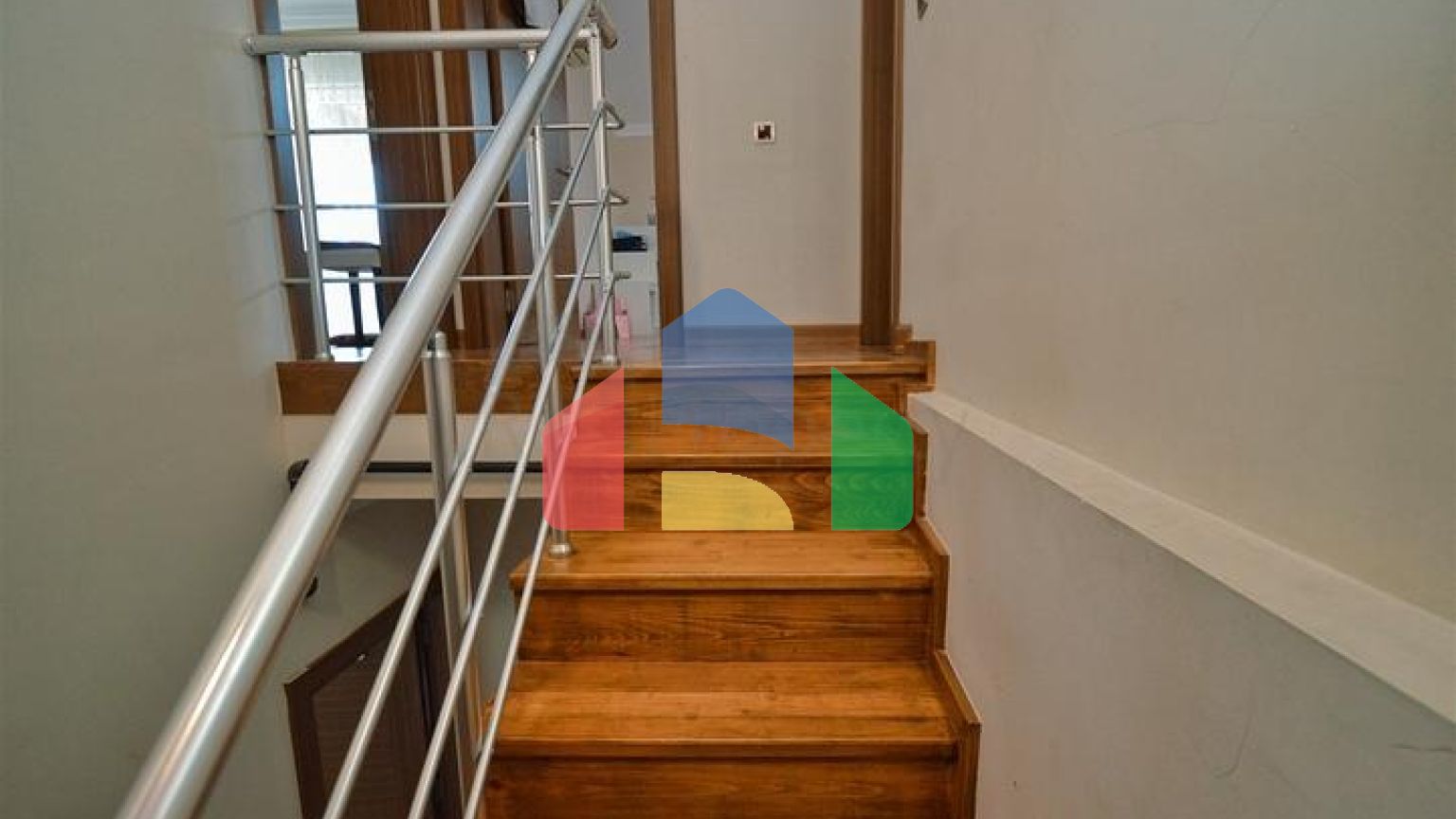 Квартира планування 3 + 1 дуплекс в мікрорайоні Лиман-Анталія