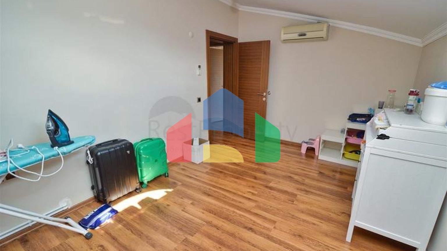 Квартира планування 3 + 1 дуплекс в мікрорайоні Лиман-Анталія