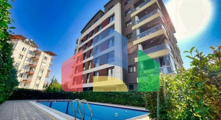 5+1 duplex apartment in Uncali - Antalya neighborhood