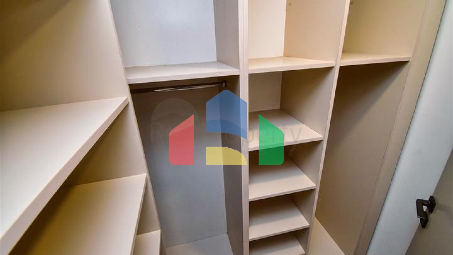 Квартира планування 5 + 1 дуплекс в мікрорайоні Унджали-Анталія