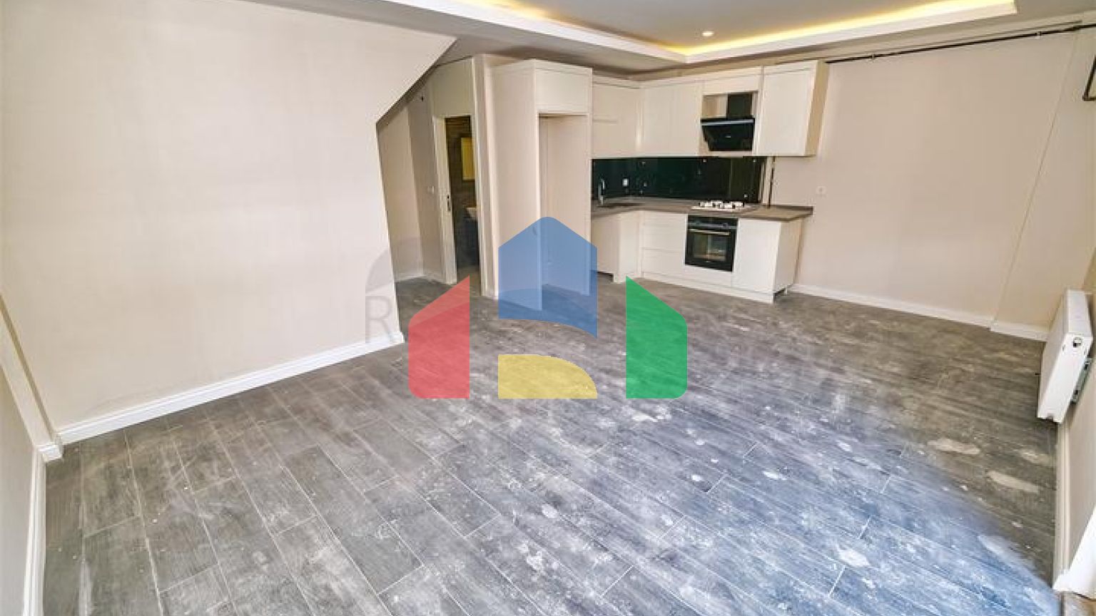 Квартири планування 1 + 1, 2 + 1 в мікрорайоні Сарису - Анталія