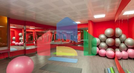 Квартира 2+1 в комплексе отельного плана в 5 минутах от моря