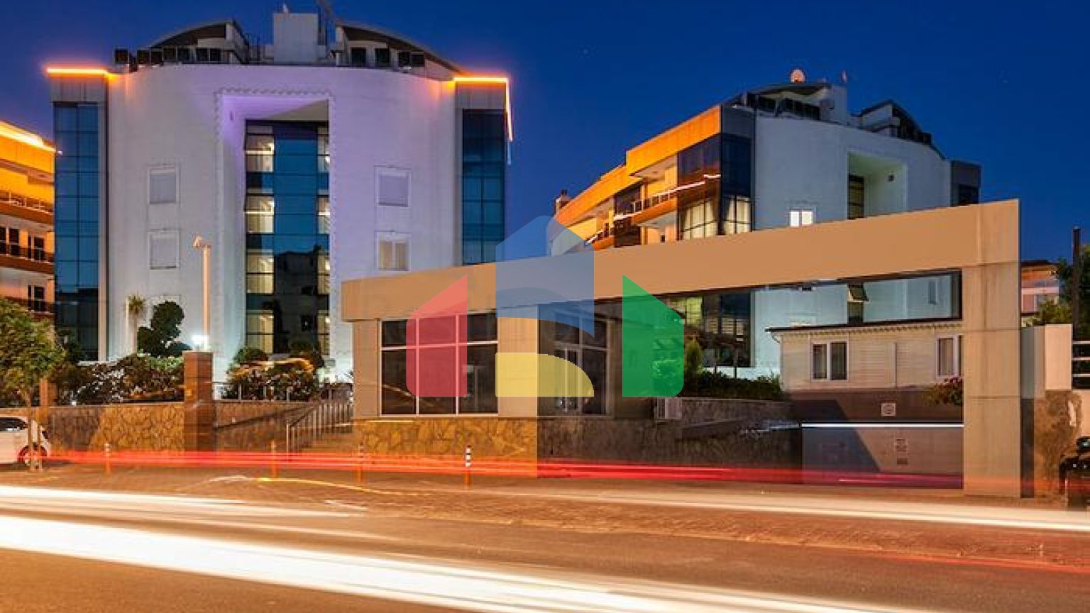 Квартира 2+1 в комплексе отельного плана в 5 минутах от моря