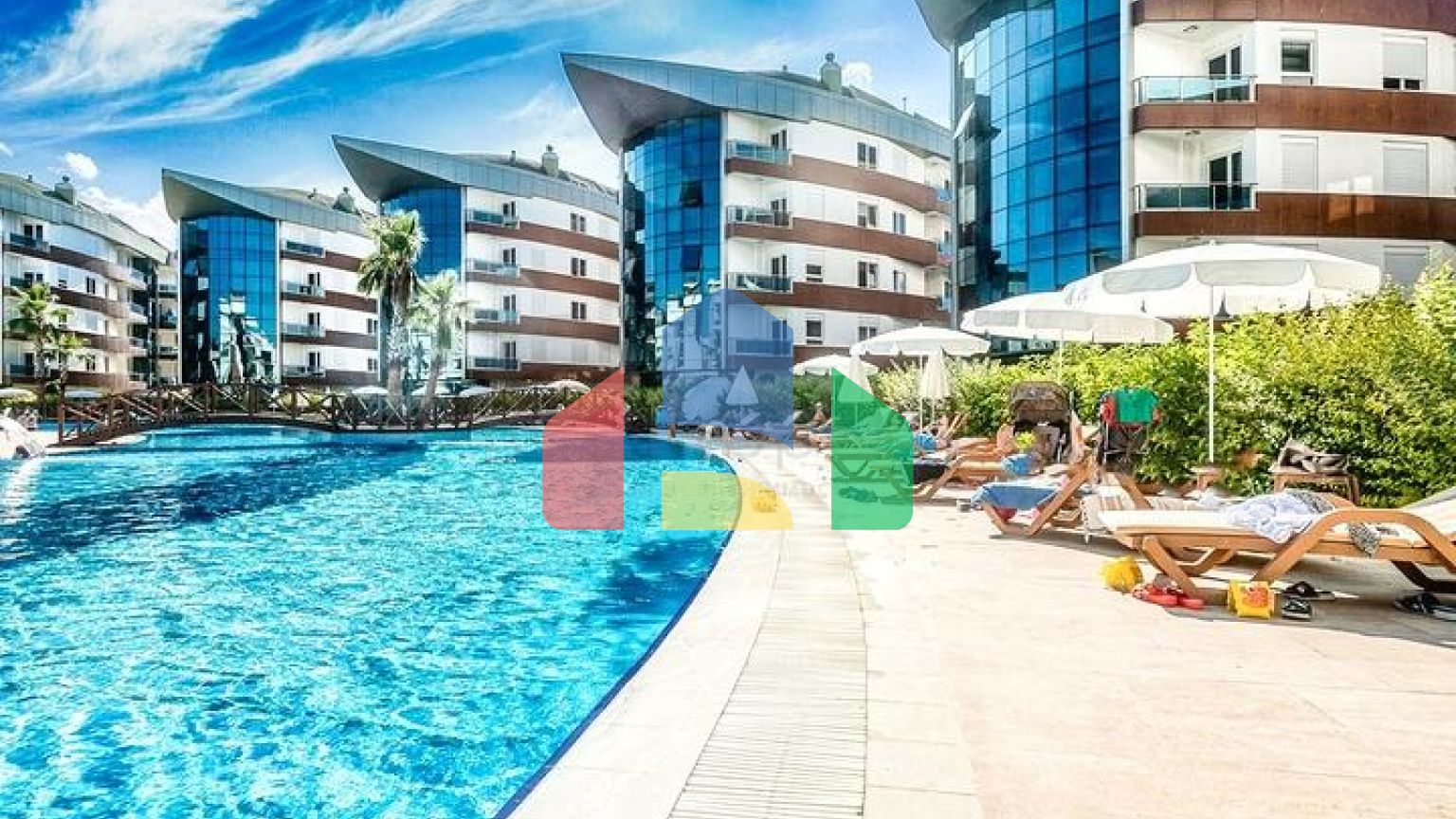 Квартира 2+1 в комплексе отельного плана в 5 минутах от моря