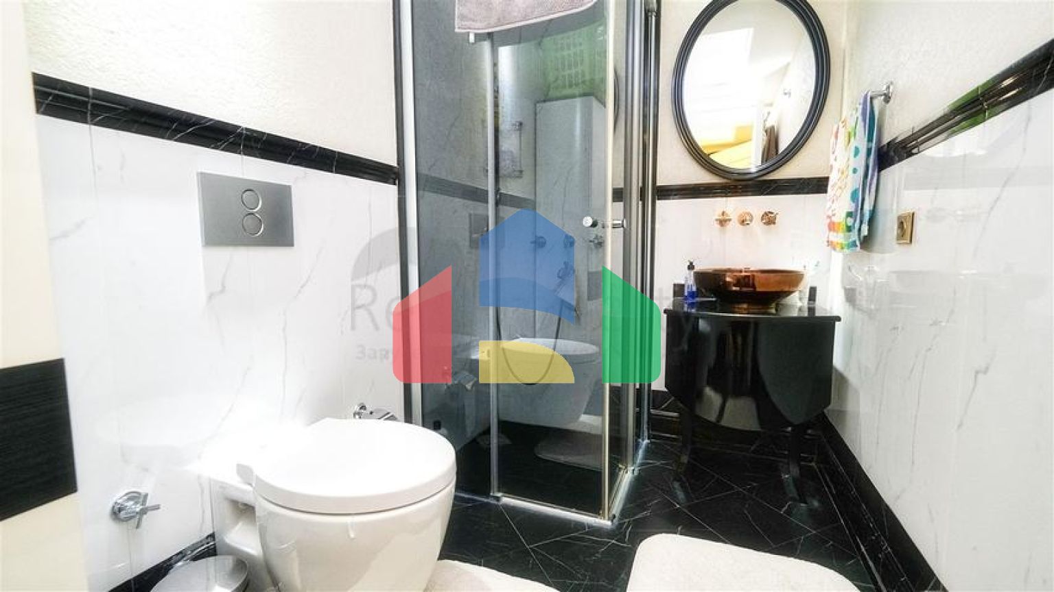 Квартира 2+1 в комплексе отельного плана в 5 минутах от моря