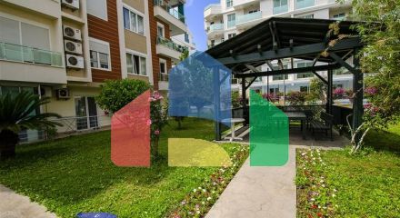 Квартира 2 + 1 з меблями в Лимані Коньяалти 600 м до моря