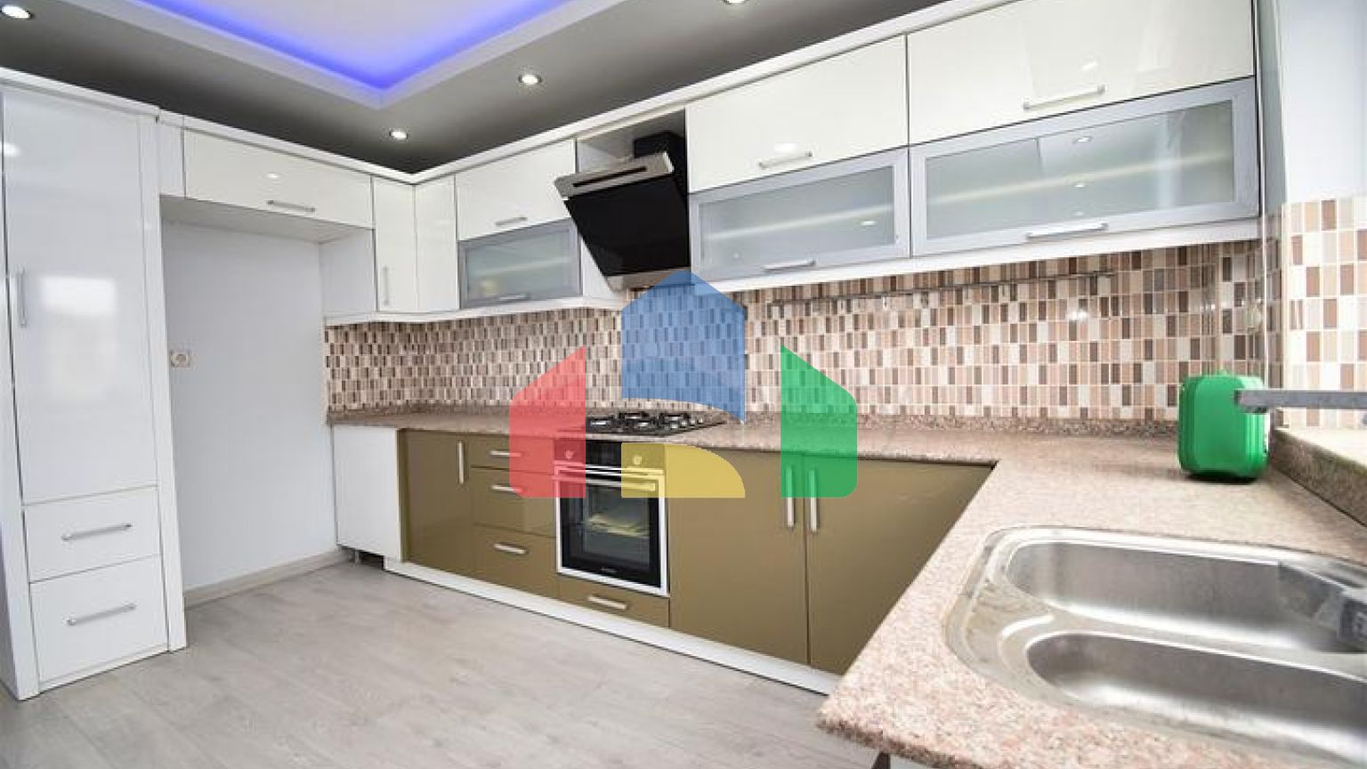 Квартира планування 3 + 1 в мікрорайоні Моллаюсуф - Анталія