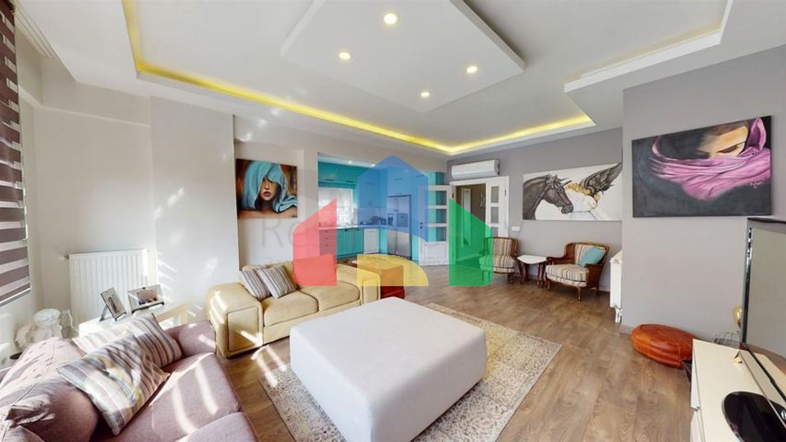 Квартира планування 6 + 1 дуплекс в мікрорайоні Унджали-Анталія