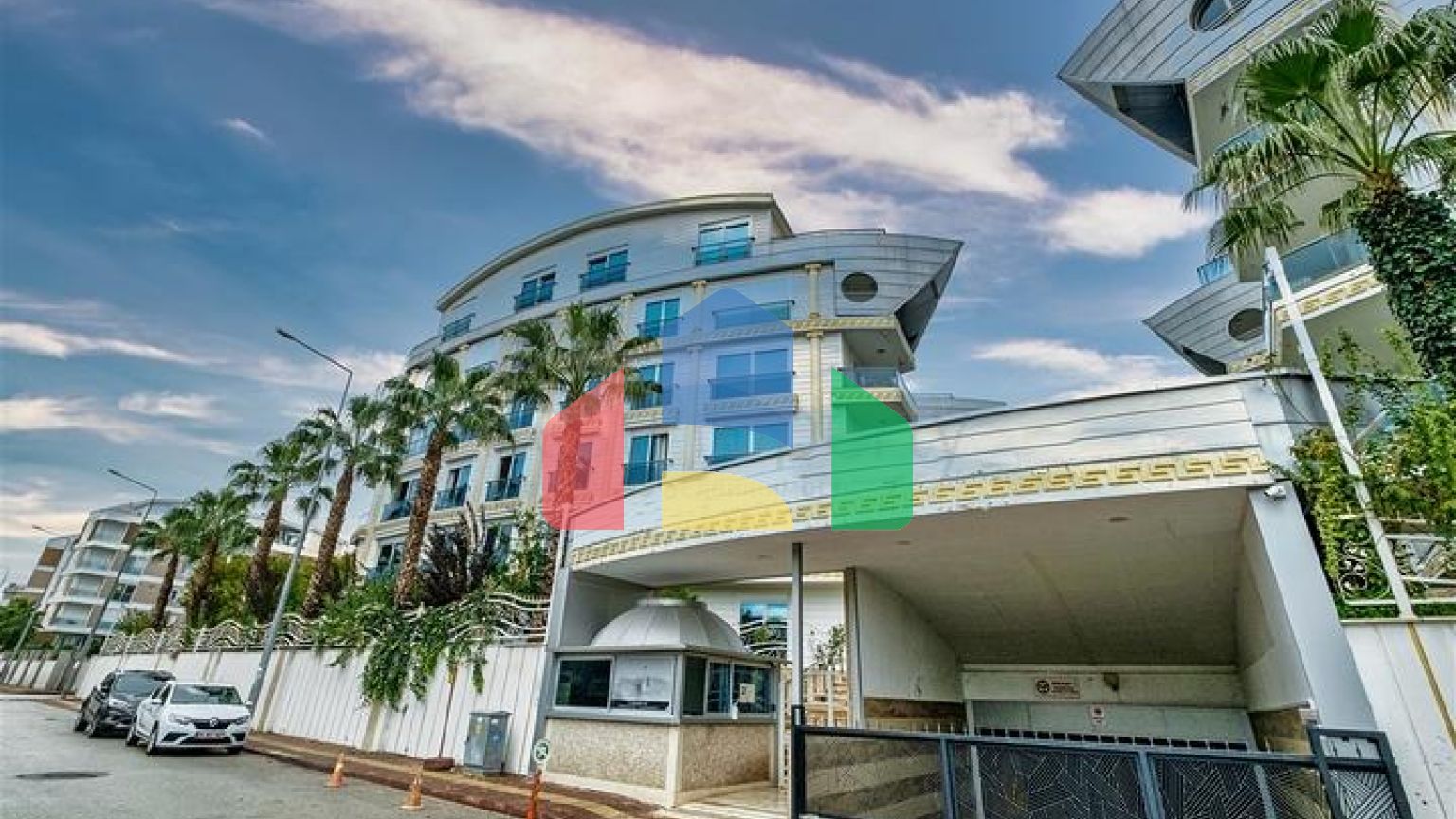 Квартири планування 2+1 і 3 + 1 дуплекс в мікрорайоні Хурма-Анталія