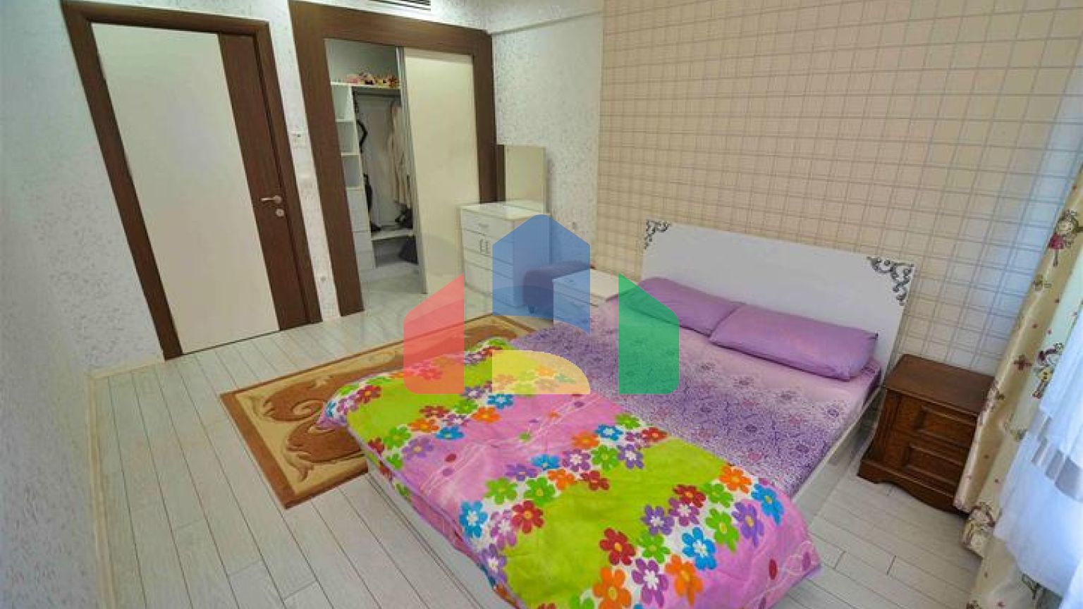 Квартира планування 1 + 1 в мікрорайоні Сарису - Анталія