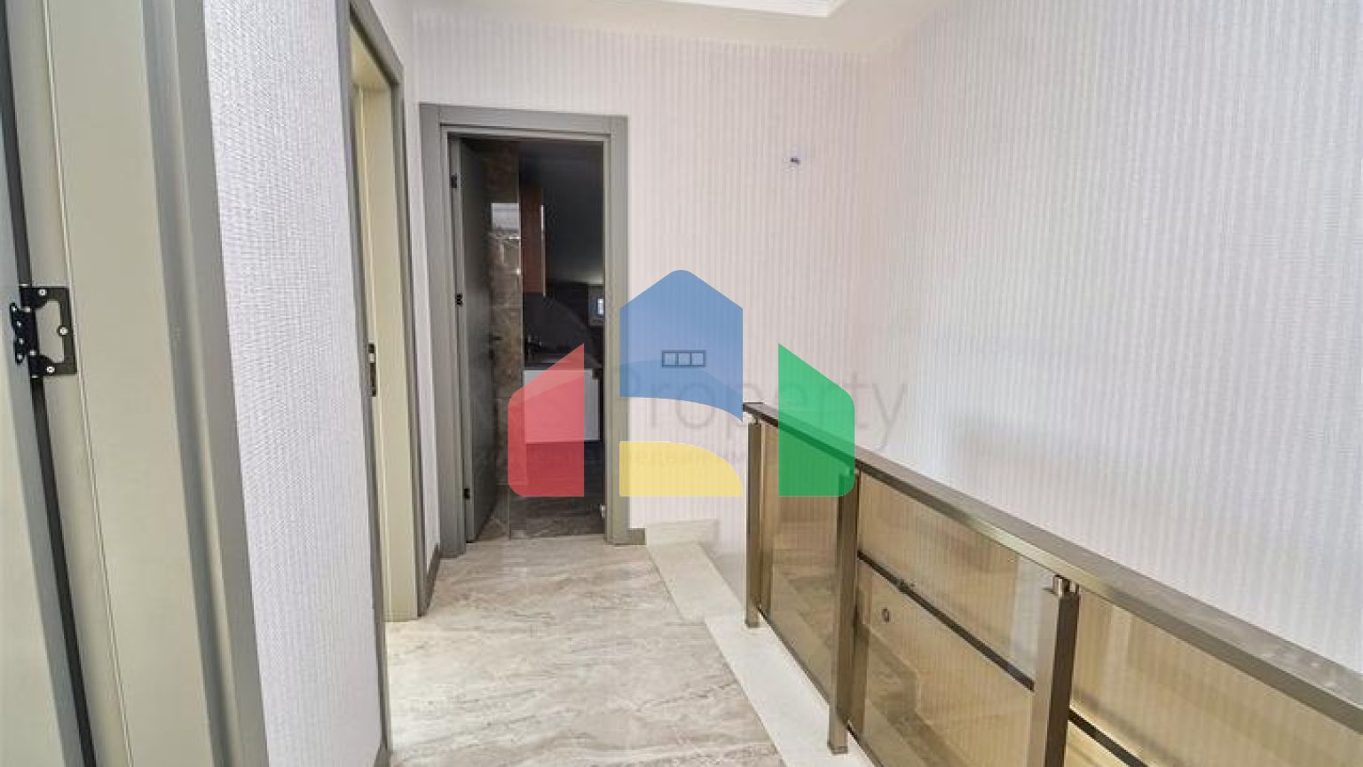 Квартира планування 4 + 1 в мікрорайоні Хурма - Анталія