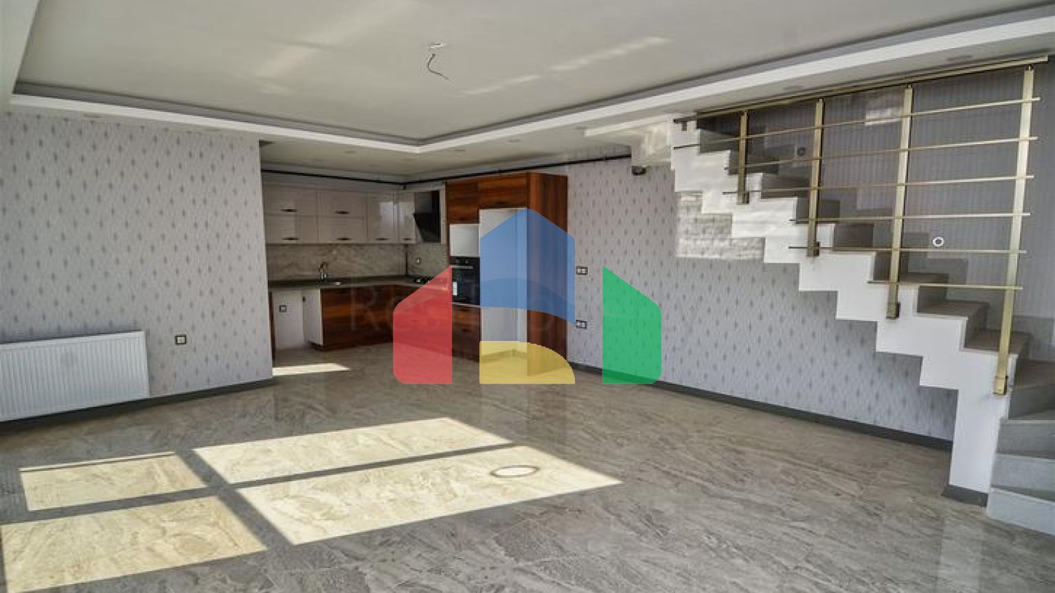 Квартира планування 4 + 1 в мікрорайоні Хурма - Анталія