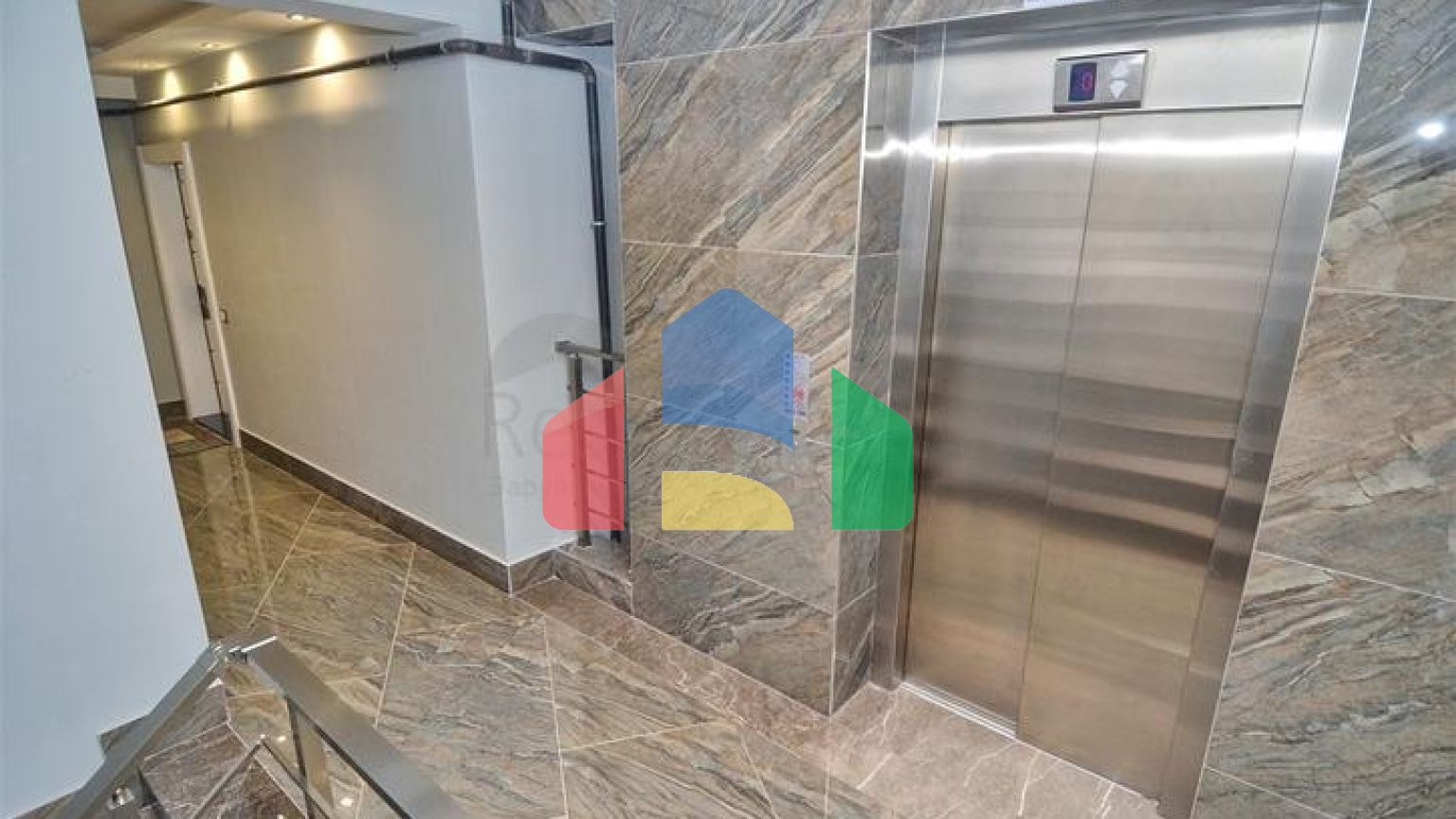 Квартира планування 4 + 1 в мікрорайоні Хурма - Анталія