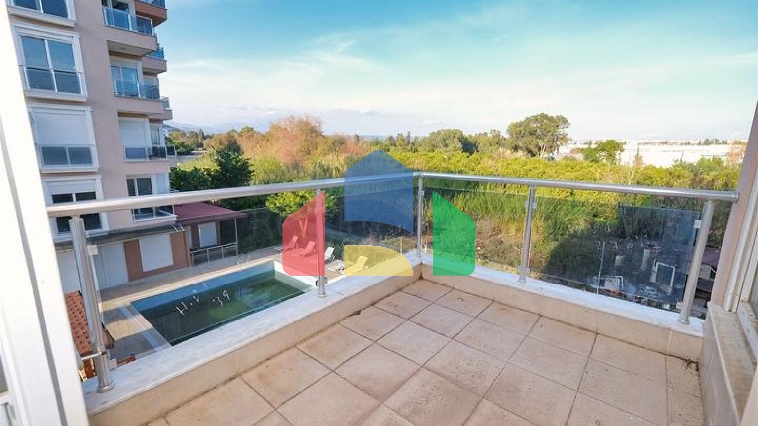 Квартири планування 1+1 , 3+1 , 3+2 в елітному районі Лиман-Анталія