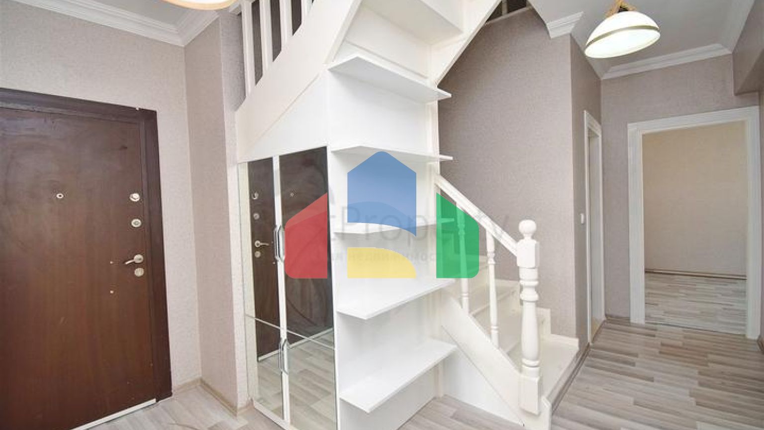 Квартира планування 4 + 1 в мікрорайоні Лиман - Анталія