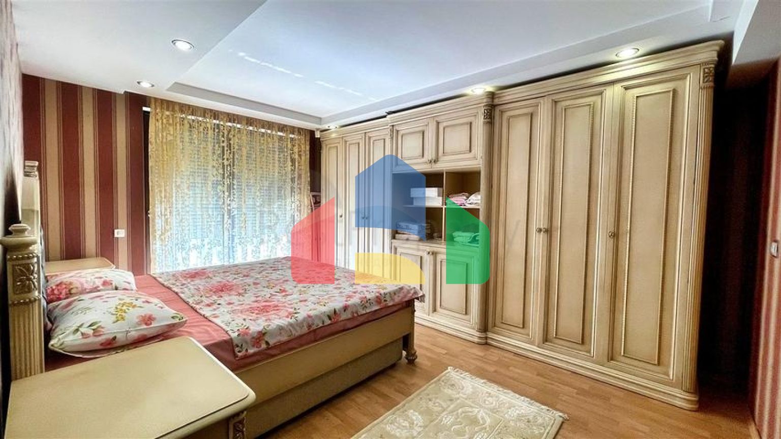 Квартира планування 3 + 1 в мікрорайоні Лиман - Анталія