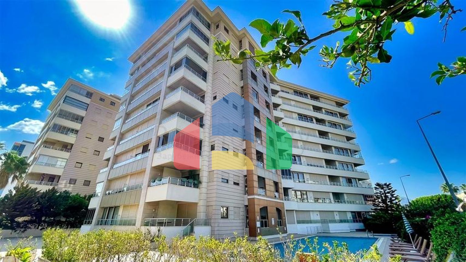 Квартира планування 3 + 1 в мікрорайоні Лиман - Анталія