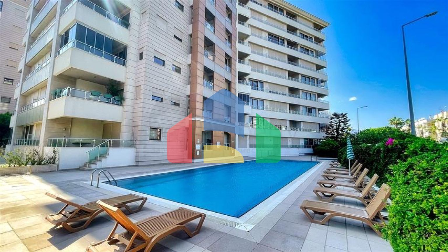 Квартира планування 3 + 1 в мікрорайоні Лиман - Анталія