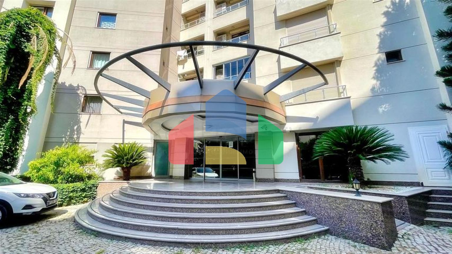 Квартира планування 3 + 1 в мікрорайоні Лиман - Анталія