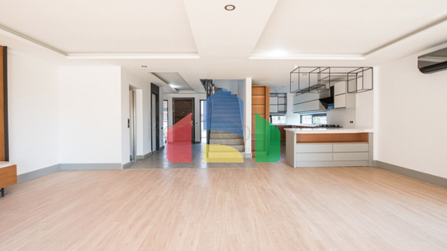 Елітний комплекс вілл в Анталії поруч з Боачай Мариною