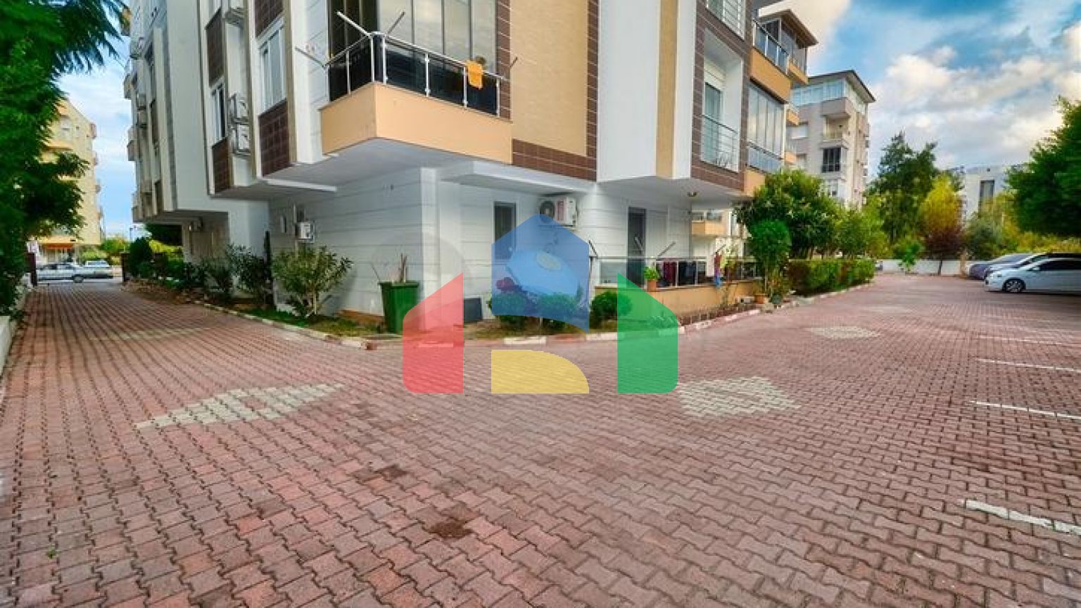 Квартира планування 2 + 1 в мікрорайоні Лиман - Анталія