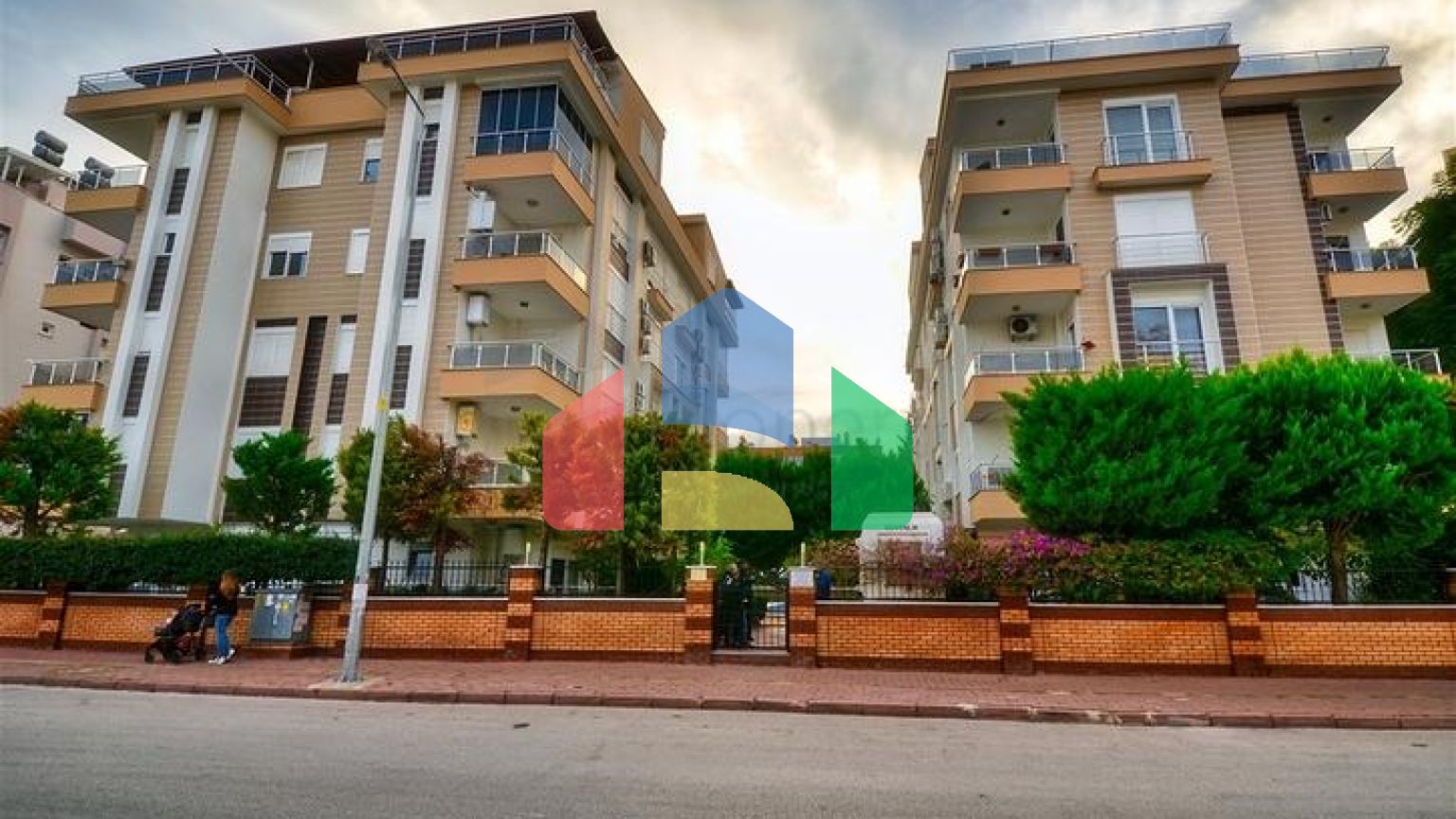 Квартира планування 2 + 1 в мікрорайоні Лиман - Анталія