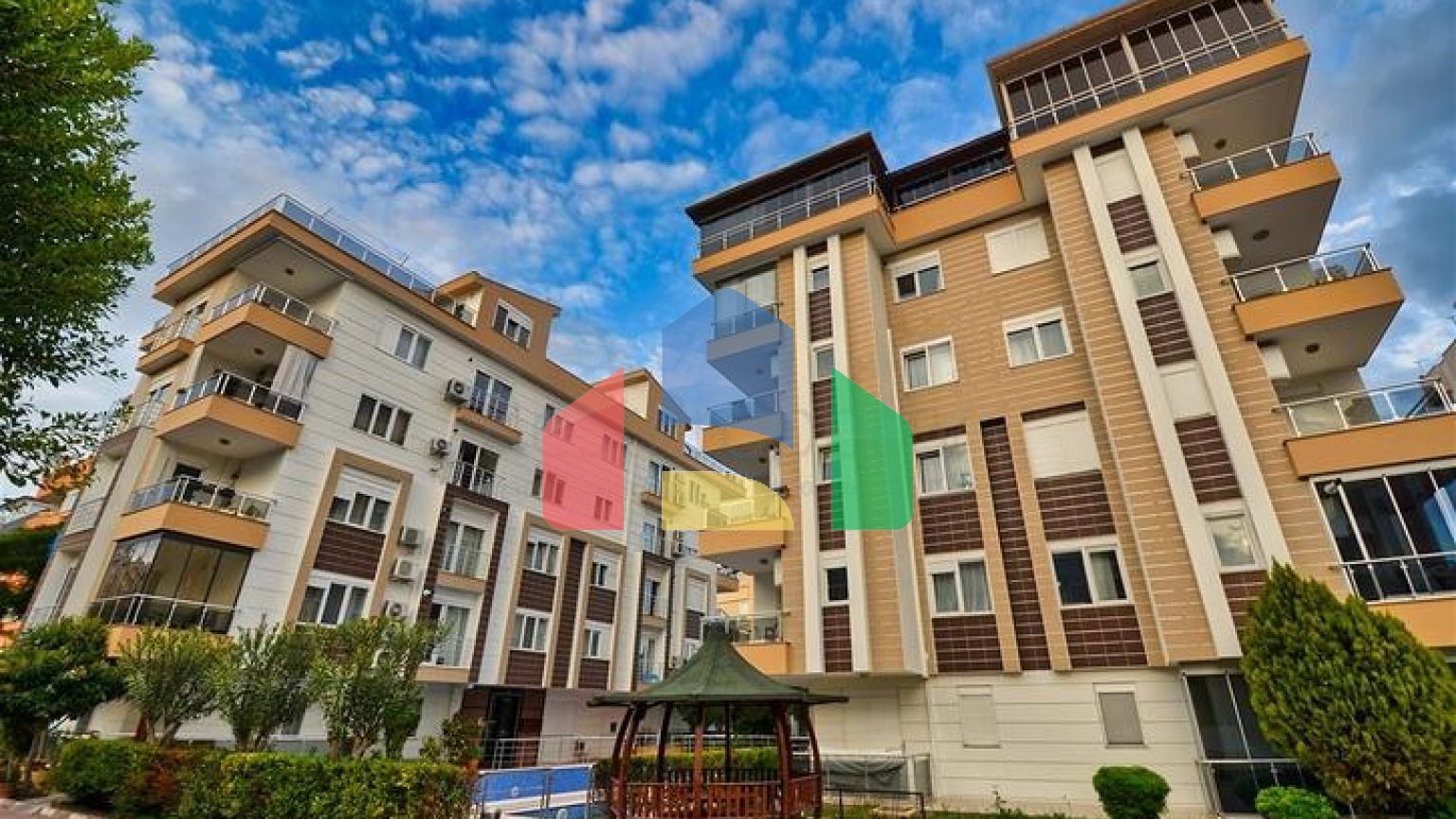 Квартира планування 2 + 1 в мікрорайоні Лиман - Анталія