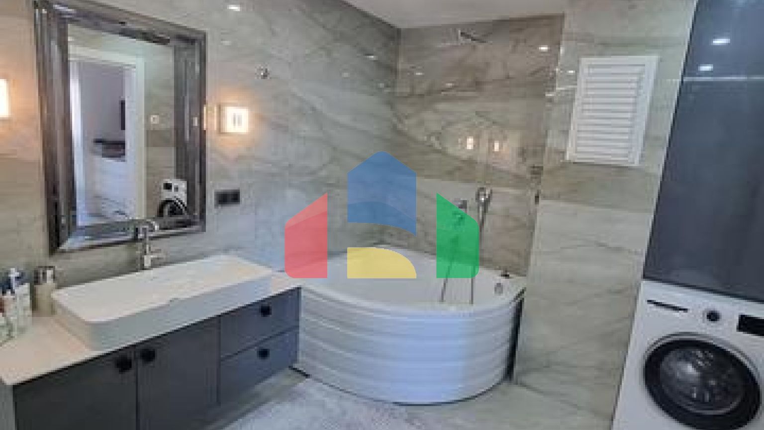 Продаётся квартира планировки 4+1 дуплекс в районе Хурма - Анталия