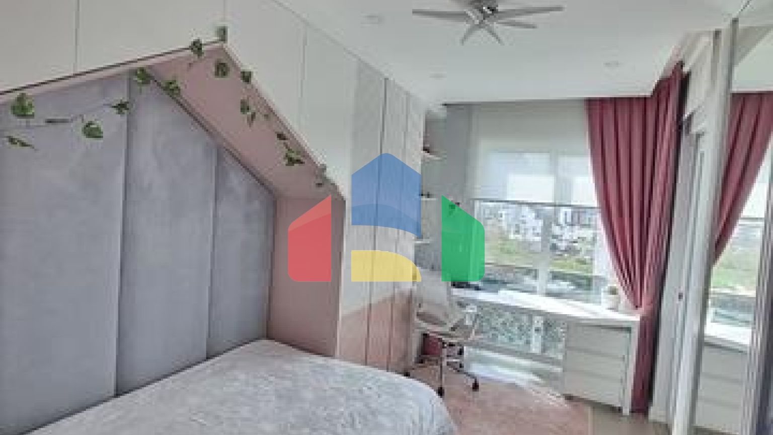 Продаётся квартира планировки 4+1 дуплекс в районе Хурма - Анталия