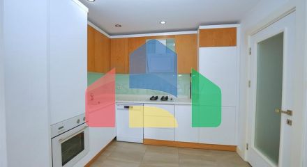 Квартира планування 2 + 1 в центрі міста Анталія