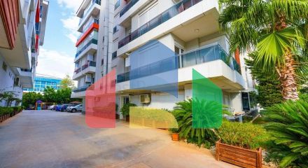 Квартира планування 2 + 1 в центрі міста Анталія