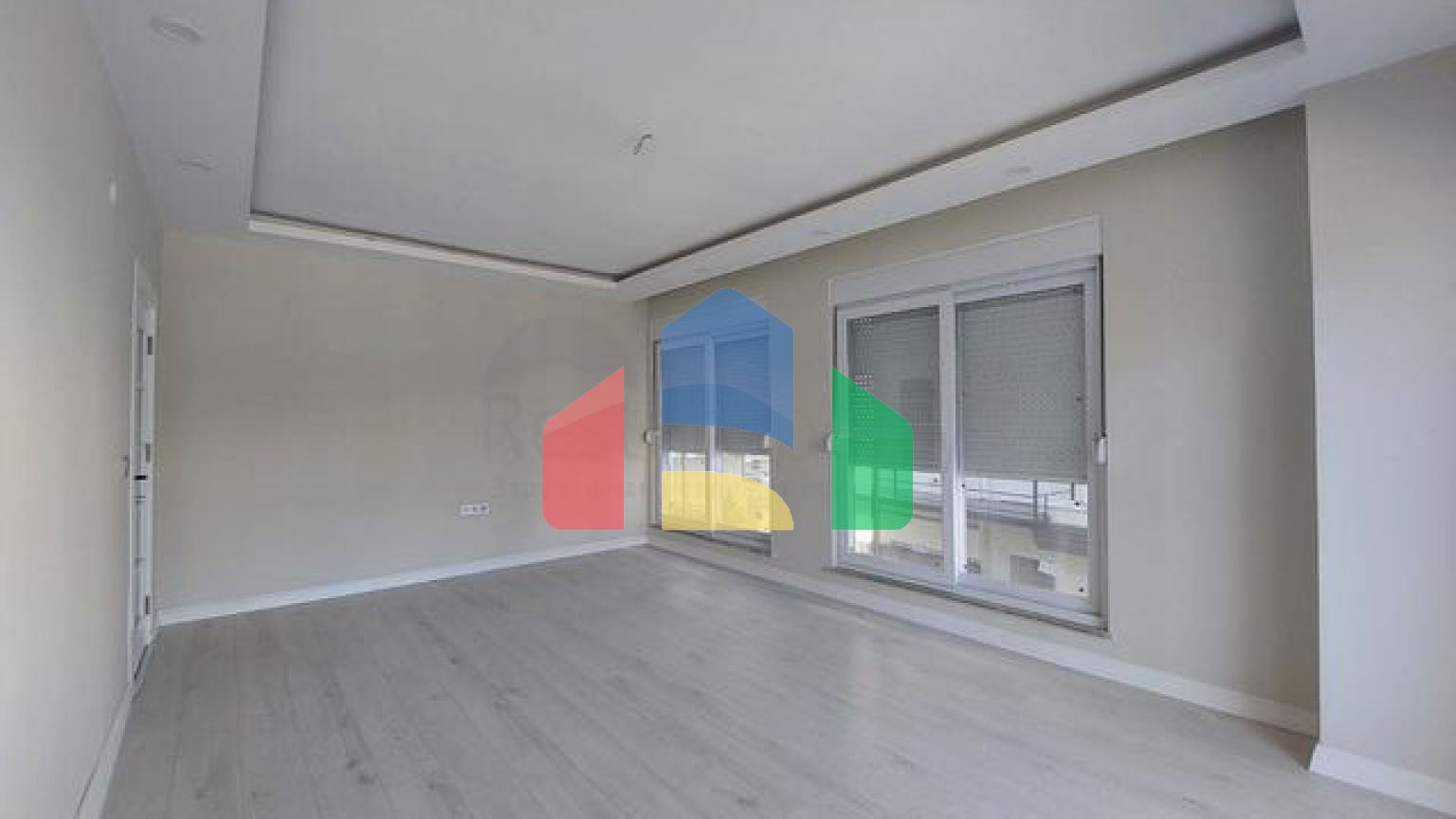 Квартири планування 3+1 , 4+1 і 6 + 1 дуплекс в мікрорайоні Кизилтопрак-Анталія