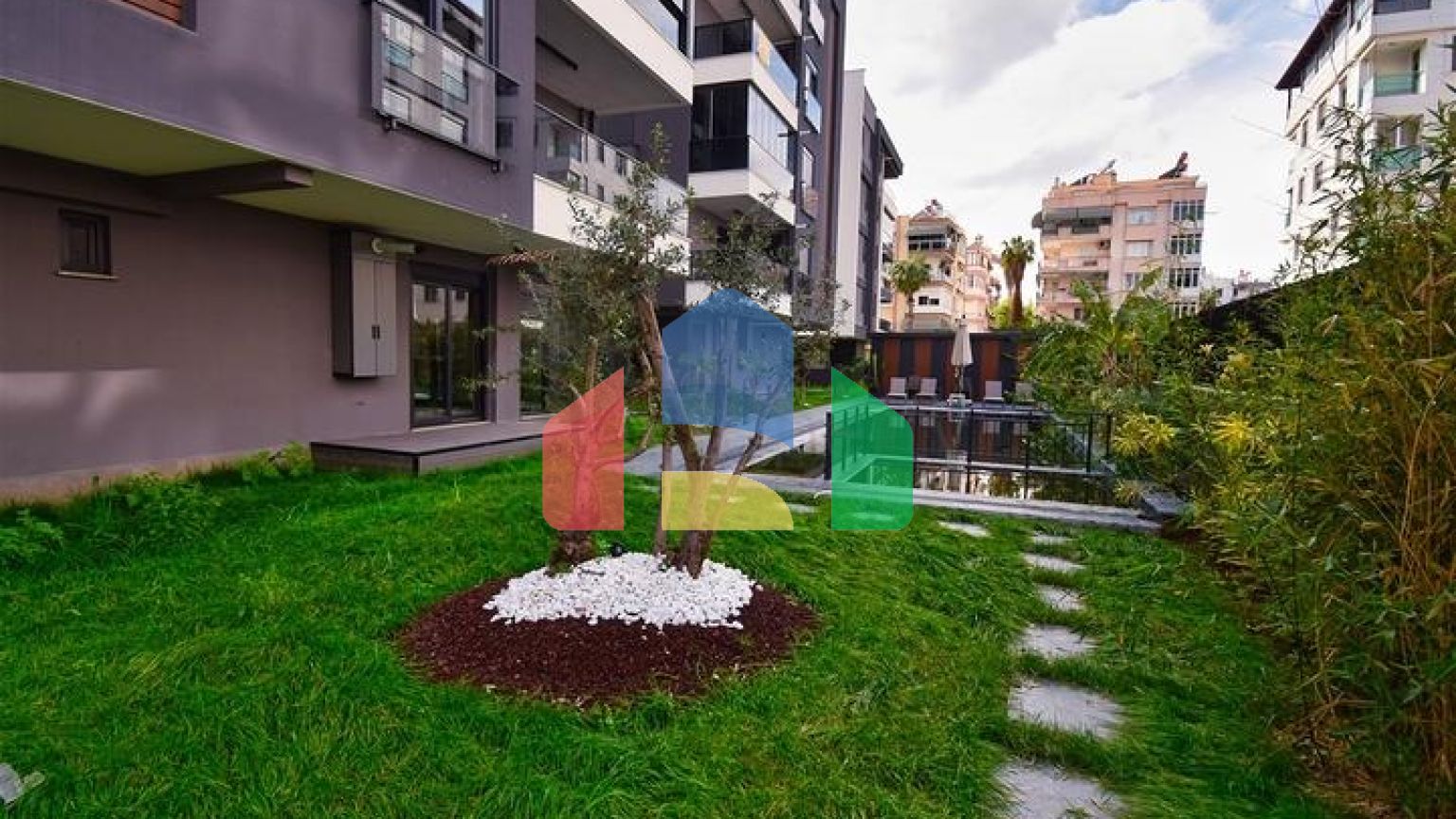 Інвестиційний проект в центрі міста Анталія