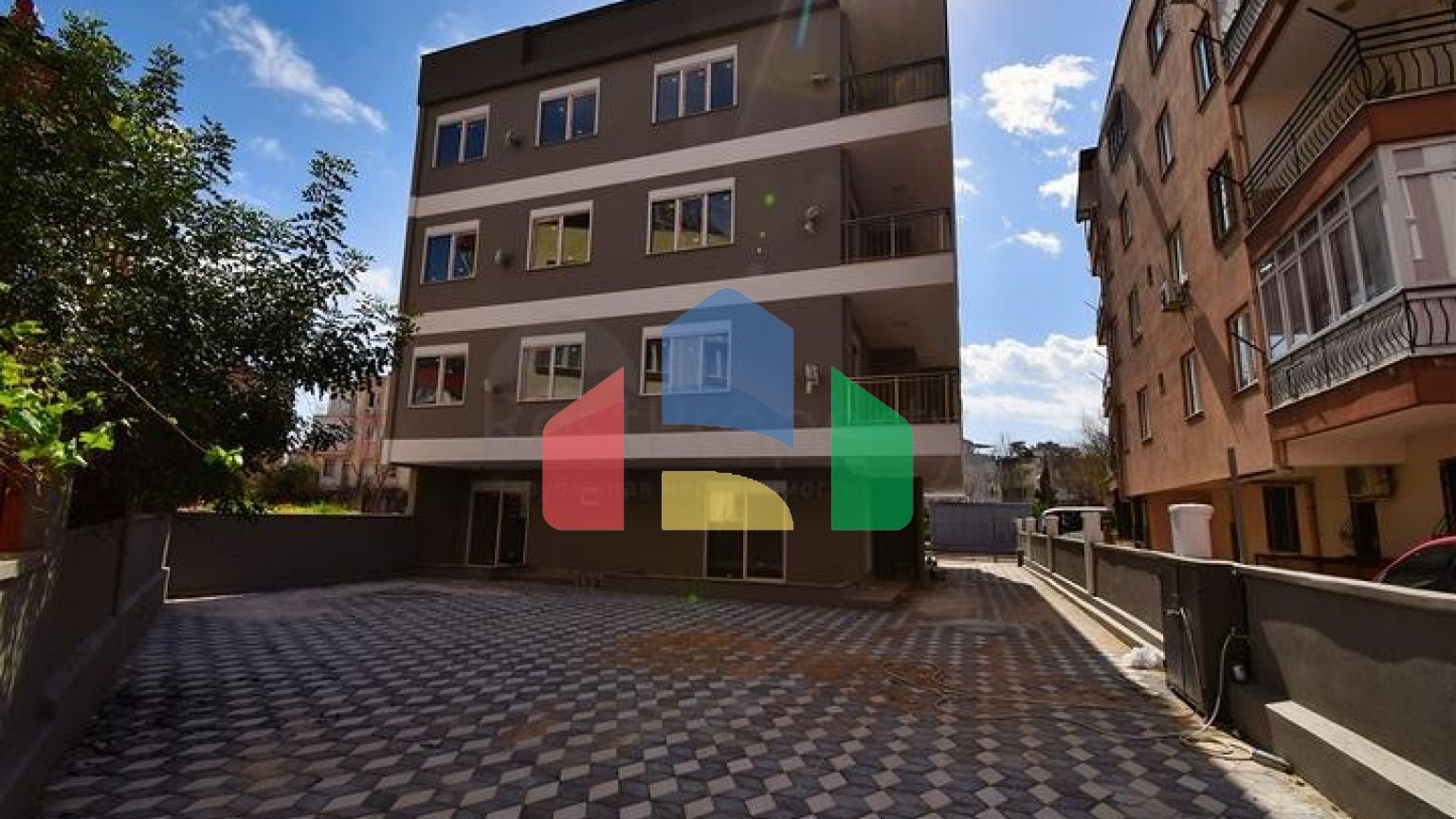 Інвестиційний проект в мікрорайоні Конуксевяр-Анталія