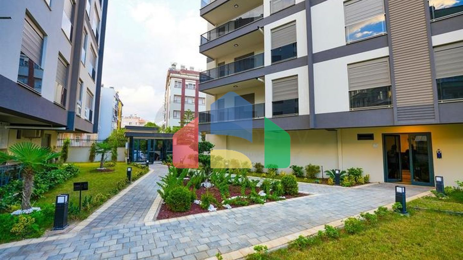 Квартира планування 3 + 1 в мікрорайоні Зердалик - Анталія