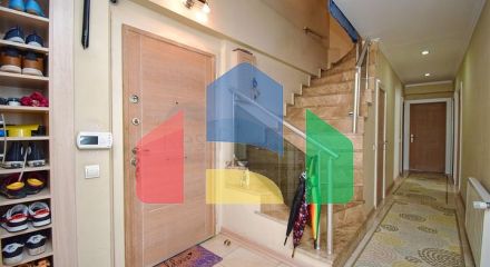 Квартира планування 5 + 1 дуплекс в районі Мейданкаваги-Анталія