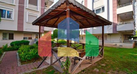 Квартира планування 5 + 1 дуплекс в районі Мейданкаваги-Анталія