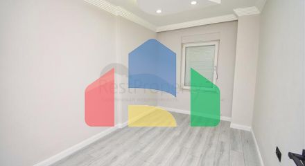 Квартира планировки 3+1 в микрорайоне Кызылтопрак - Анталия