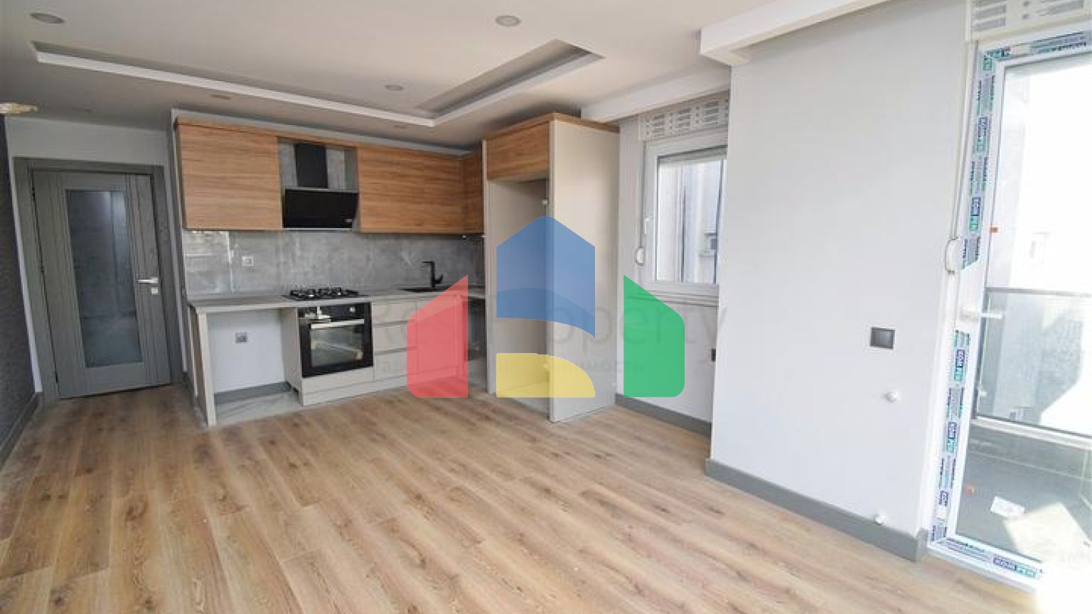 Квартира планування 2 + 1 в центрі міста Анталія