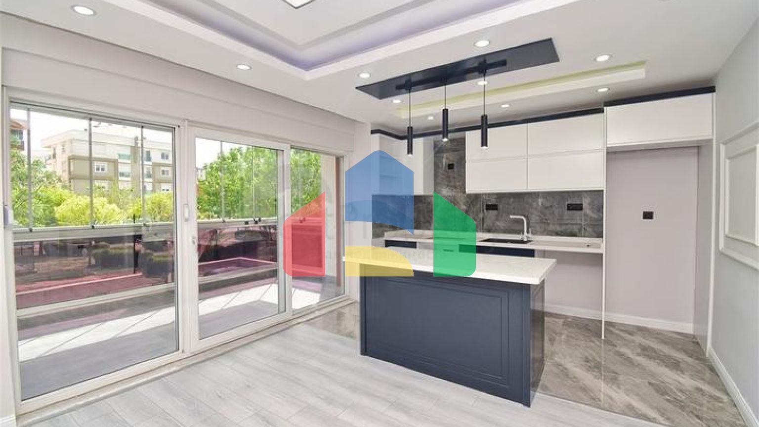 Квартира планування 3 + 1 в мікрорайоні Кизилтопрак - Анталія