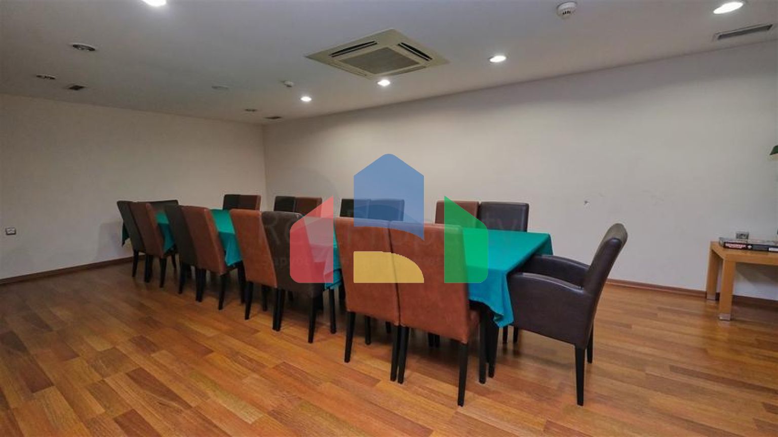 Квартира планування 3 + 1 в районі Єшилбахче міста Анталія