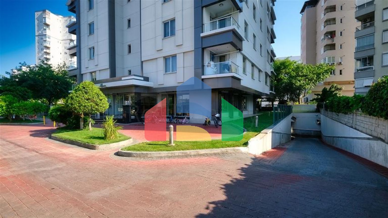 Квартира планування 3 + 1 в районі Єшилбахче міста Анталія