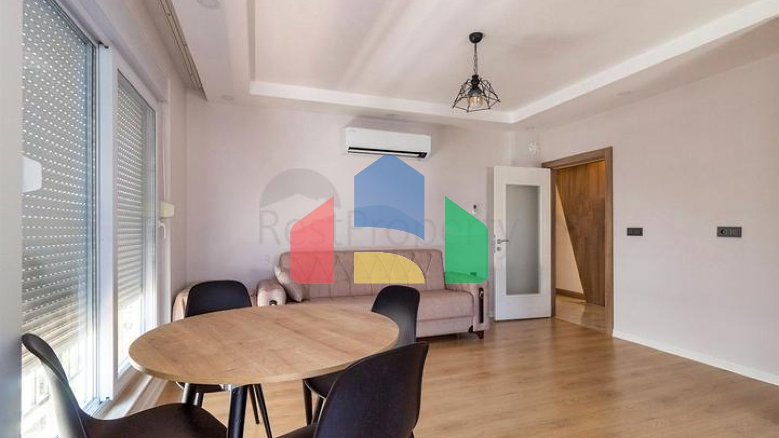 Квартира планування 2 + 1 в мікрорайоні Кизиларик - Анталія