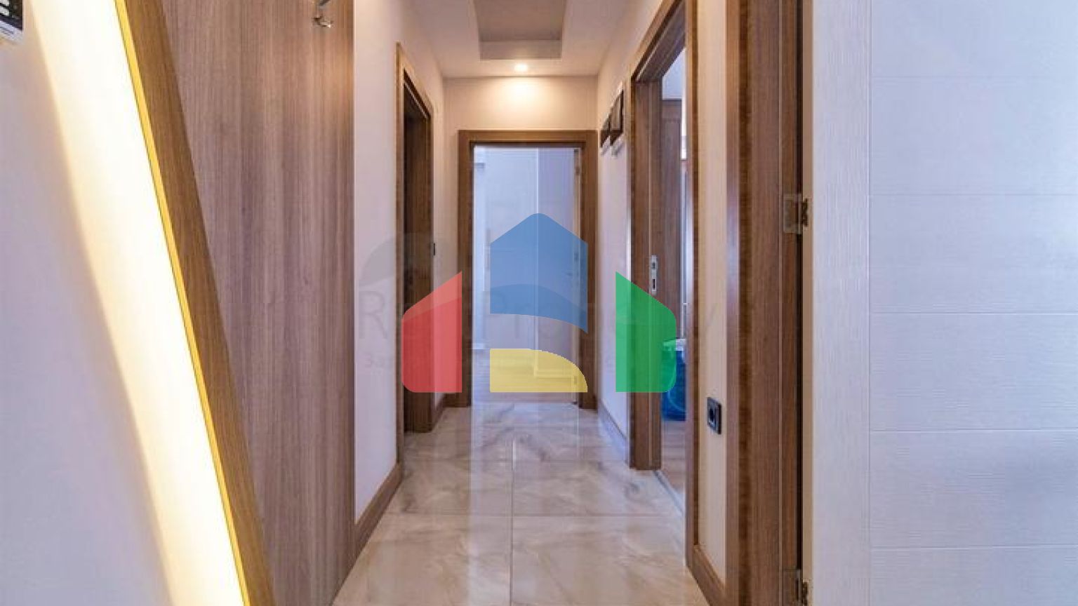 Квартира планування 2 + 1 в мікрорайоні Кизиларик - Анталія