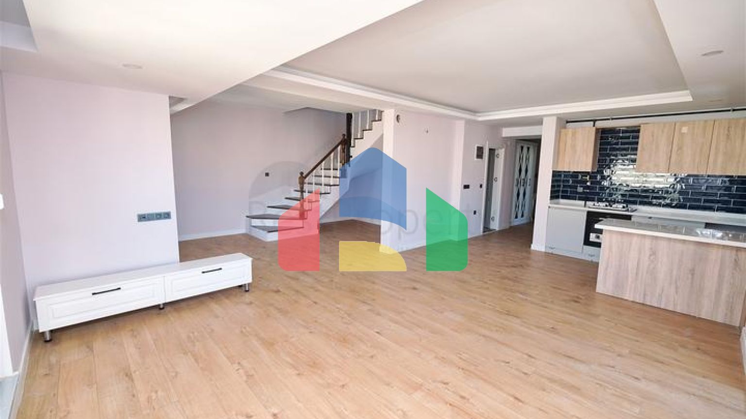 Квартиры планировки 2+1 , 4+1 и 5+1 дуплекс в микрорайоне Синан - Анталия