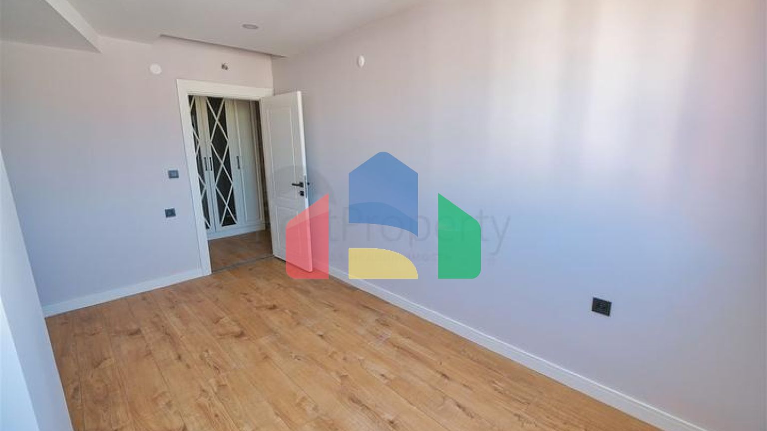 Квартиры планировки 2+1 , 4+1 и 5+1 дуплекс в микрорайоне Синан - Анталия